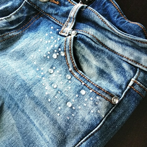 Size 3 Thrill Jeans - Picture 8 of 8